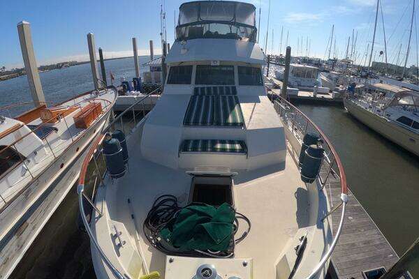Hatteras 54MY Yacht For Sale