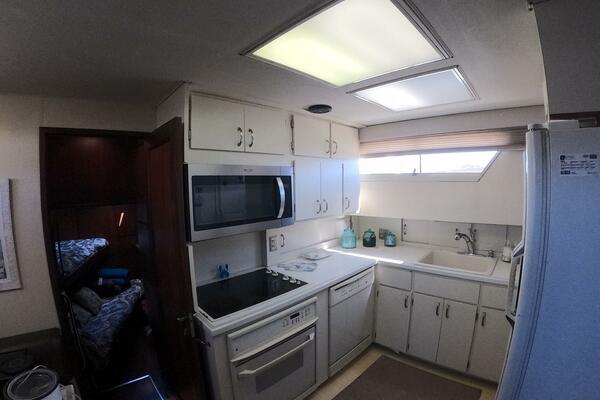 SAINT PAUL 54ft Hatteras Yacht For Sale