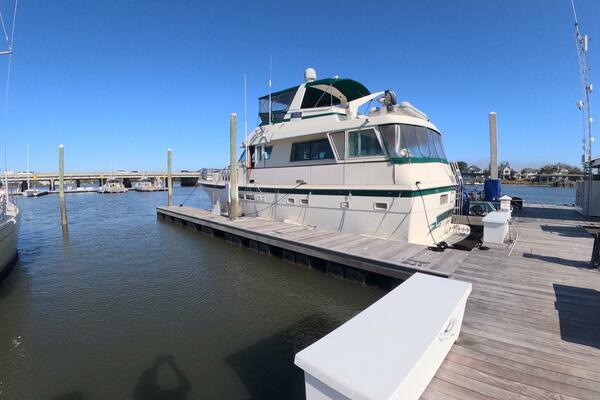 SAINT PAUL 54ft Hatteras Yacht For Sale