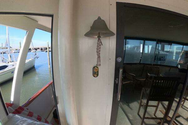 Hatteras 54MY Yacht For Sale