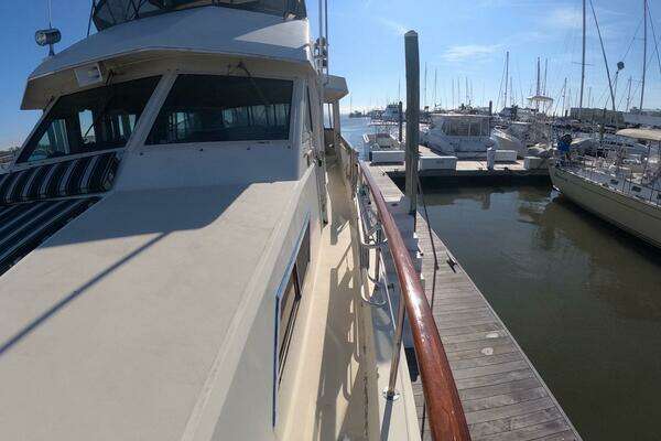 Hatteras 54MY Yacht For Sale