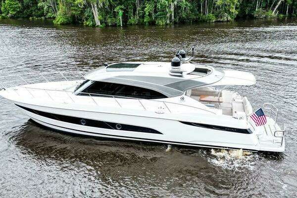 Photo of the 2021 Riviera 5400 Sport Yacht Platinum Edition "Frivolous"