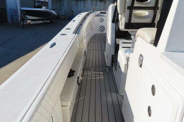 53ft HCB Yacht For Sale