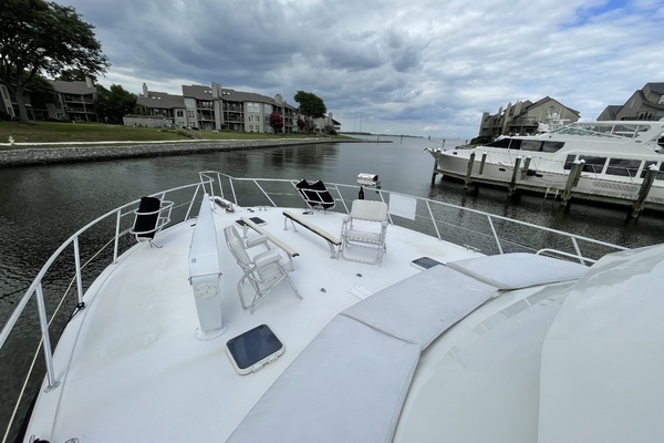 Viking 54 Sports Yacht Yacht For Sale