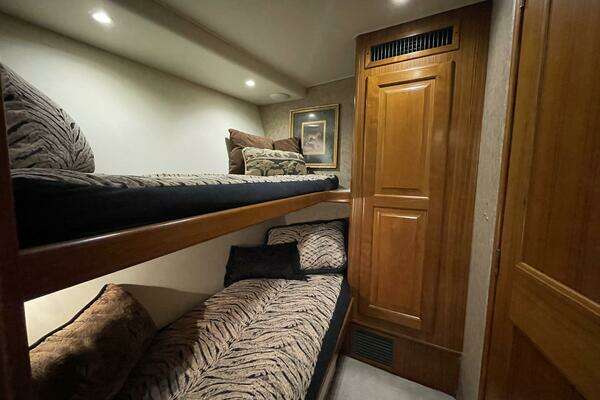 Viking 54 Sports Yacht Yacht For Sale