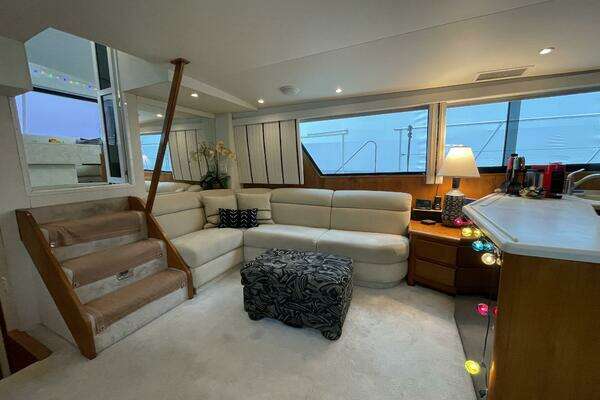 Viking 54 Sports Yacht Yacht For Sale