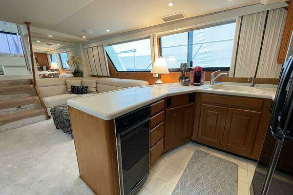 Photo of the 1995 Viking 54 Sports Yacht "INSPIRATION"