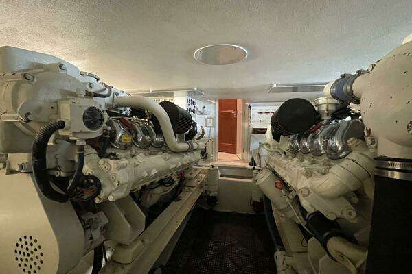 Viking 54 Sports Yacht Yacht For Sale