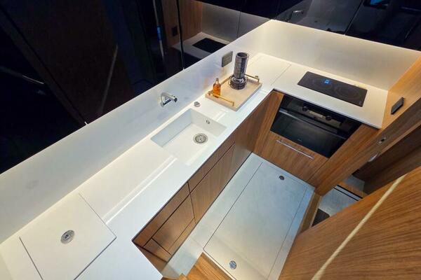 60ft De Antonio Yacht For Sale