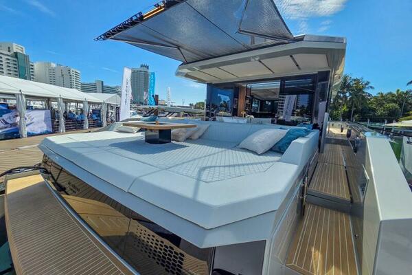 60ft De Antonio Yacht For Sale