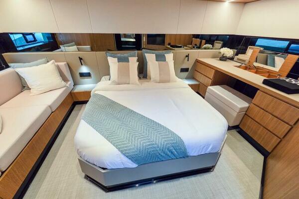 60ft De Antonio Yacht For Sale