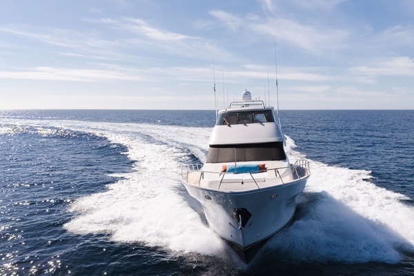 McKinna 69 Skylounge Yacht For Sale