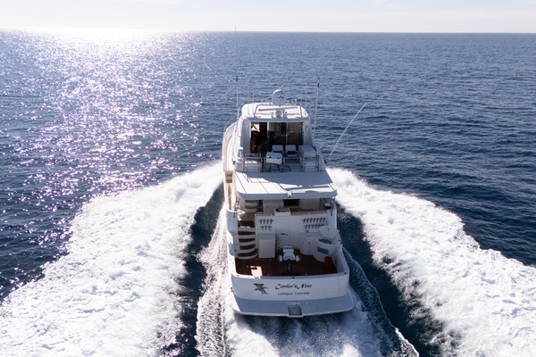 McKinna 69 Skylounge Yacht For Sale