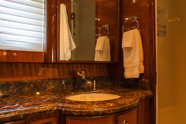 Condors Nest 69ft McKinna Yacht For Sale