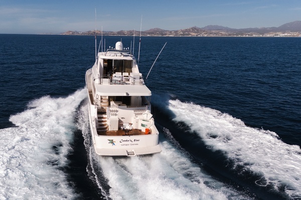 McKinna 69 Skylounge Yacht For Sale