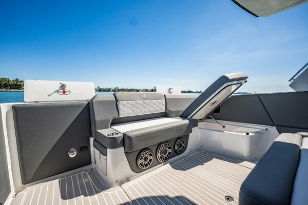 42ft Cigarette Yacht For Sale