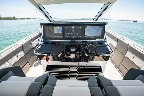 42ft Cigarette Yacht For Sale