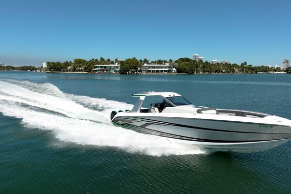 42ft Cigarette Yacht For Sale