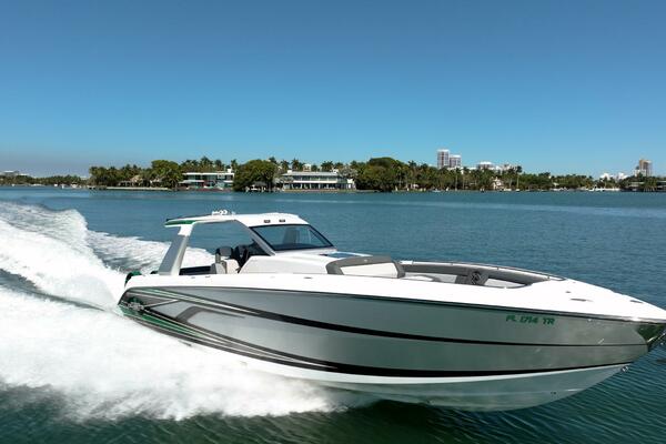 42ft Cigarette Yacht For Sale