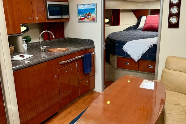 HOW WE ROLL 37ft Formula Yacht For Sale