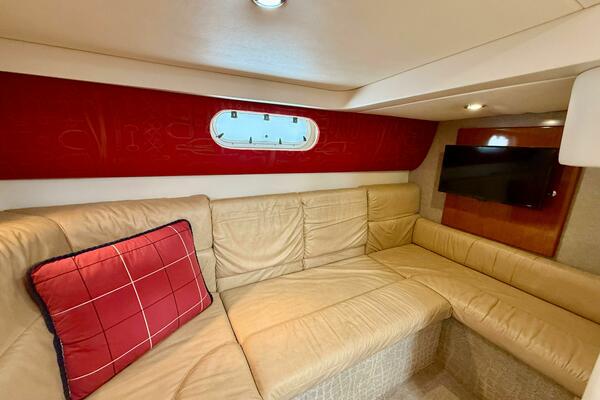 HOW WE ROLL 37ft Formula Yacht For Sale