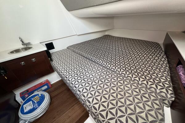 30ft Chaparral Yacht For Sale