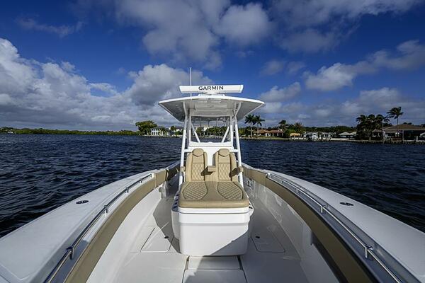 RIPPLEFFECT 33ft Invincible Yacht For Sale