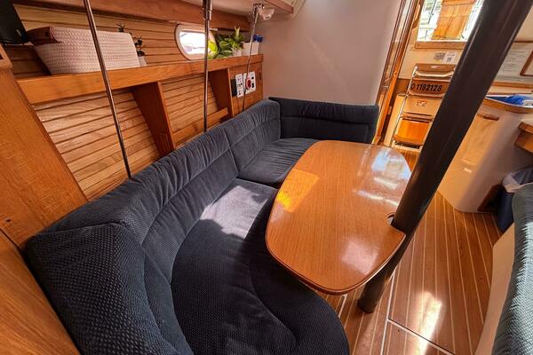 XOCOLATA 32ft Catalina Yacht For Sale