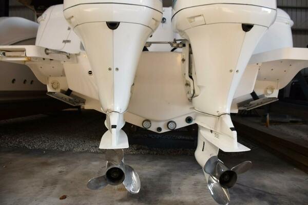 No Bottom Paint And Underwater Lights. Modified V Bottom With Step.