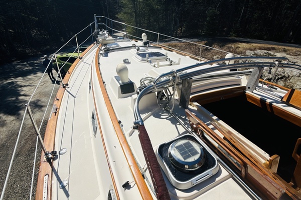 Saorsa 38ft Island Packet Yacht For Sale