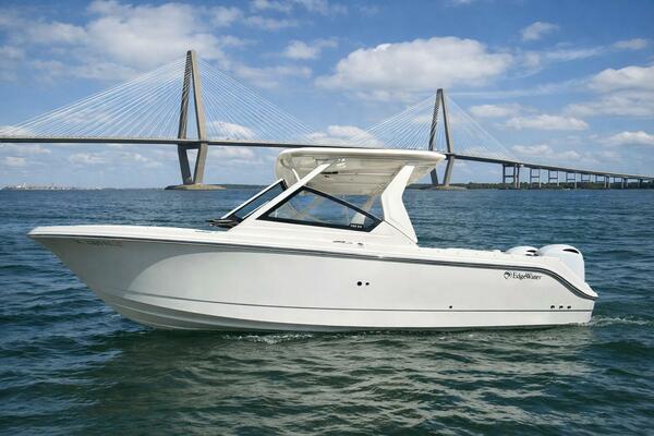 26ft Edgewater Yacht For Sale
