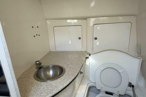 31ft Intrepid Yacht For Sale