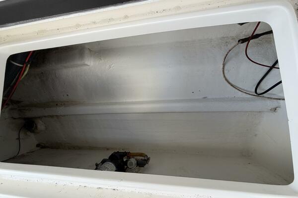 31ft Intrepid Yacht For Sale