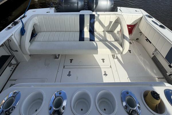 31ft Intrepid Yacht For Sale