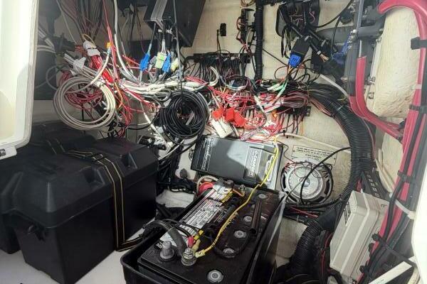 31ft Intrepid Yacht For Sale