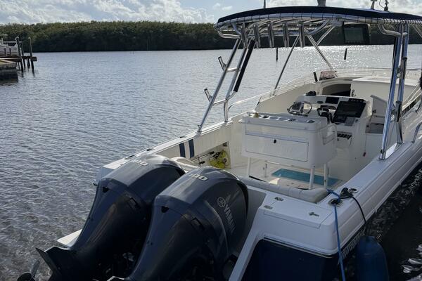 31ft Intrepid Yacht For Sale