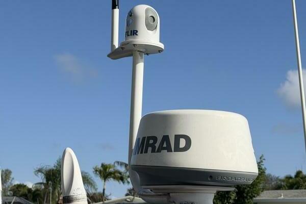 31ft Intrepid Yacht For Sale