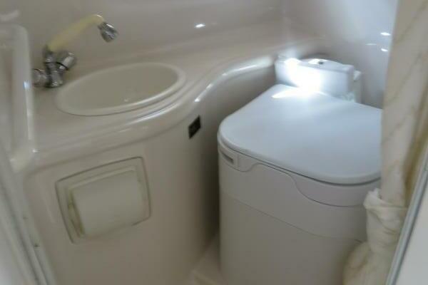 24ft Monterey Yacht For Sale