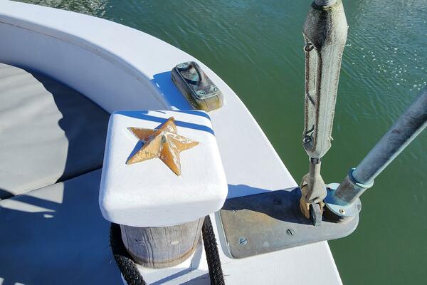 Hesper 32ft Tillotson Pearson Yacht For Sale