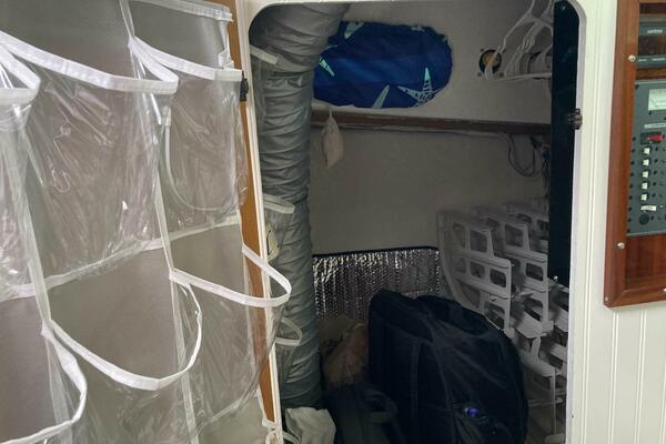 Proud Mary 29ft Prairie Boat Works Yacht For Sale