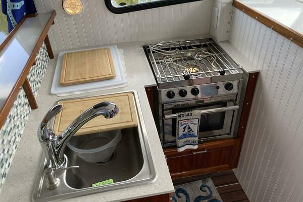 Proud Mary 29ft Prairie Boat Works Yacht For Sale