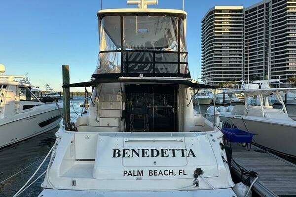 Photo of the 1998 Sea Ray 