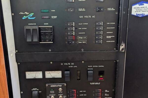 48ft Sea Ray Yacht For Sale