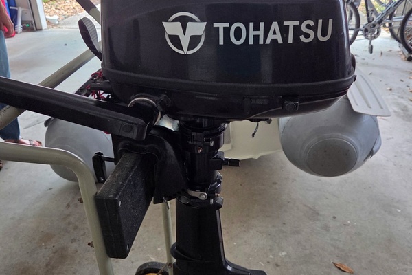 2008 Hunter 38 - Engine