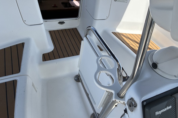 Wind Song 38ft Hunter Yacht For Sale