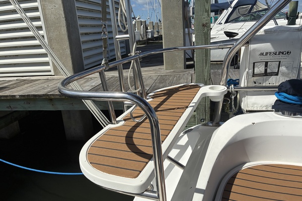 Wind Song 38ft Hunter Yacht For Sale