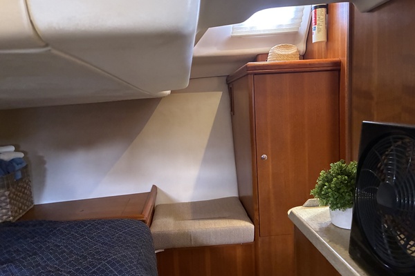 Wind Song 38ft Hunter Yacht For Sale