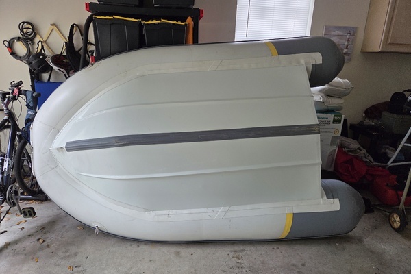 2008 Hunter 38 - Dinghy