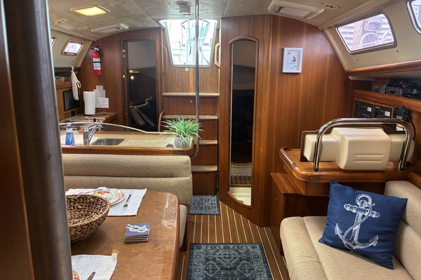 Wind Song 38ft Hunter Yacht For Sale