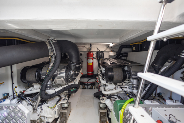 60ft Azimut Yacht For Sale